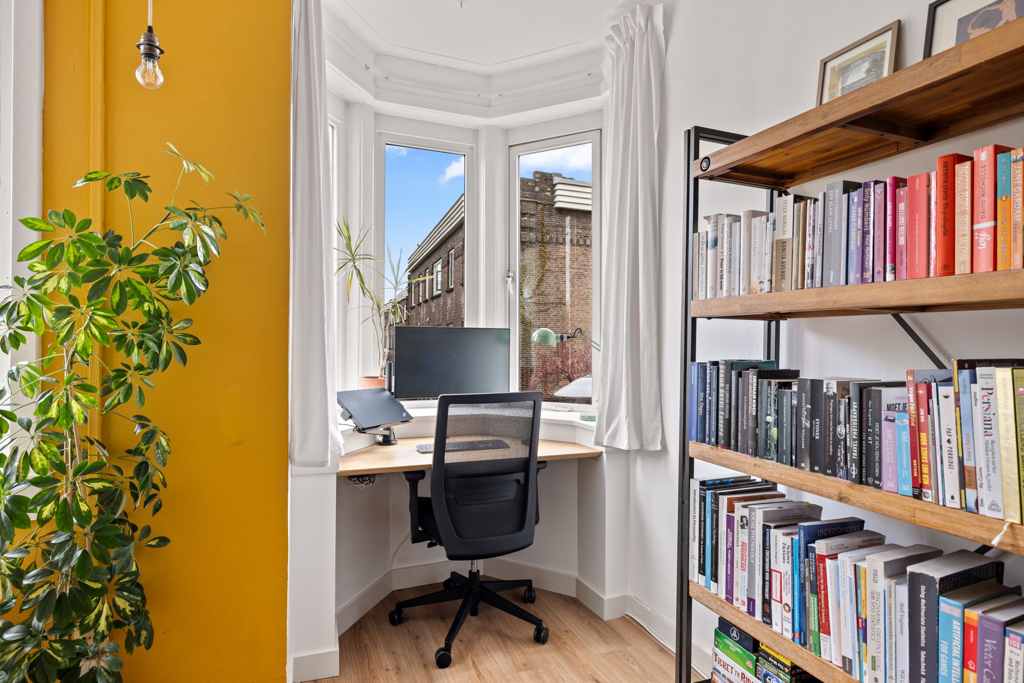 Foto 18 van Van Riebeeckstraat 18-BS