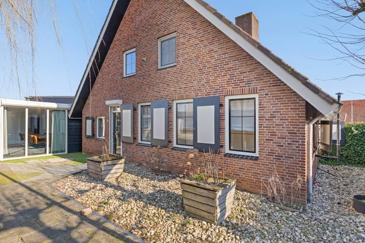 Photo 3 of Brinkstraat 17