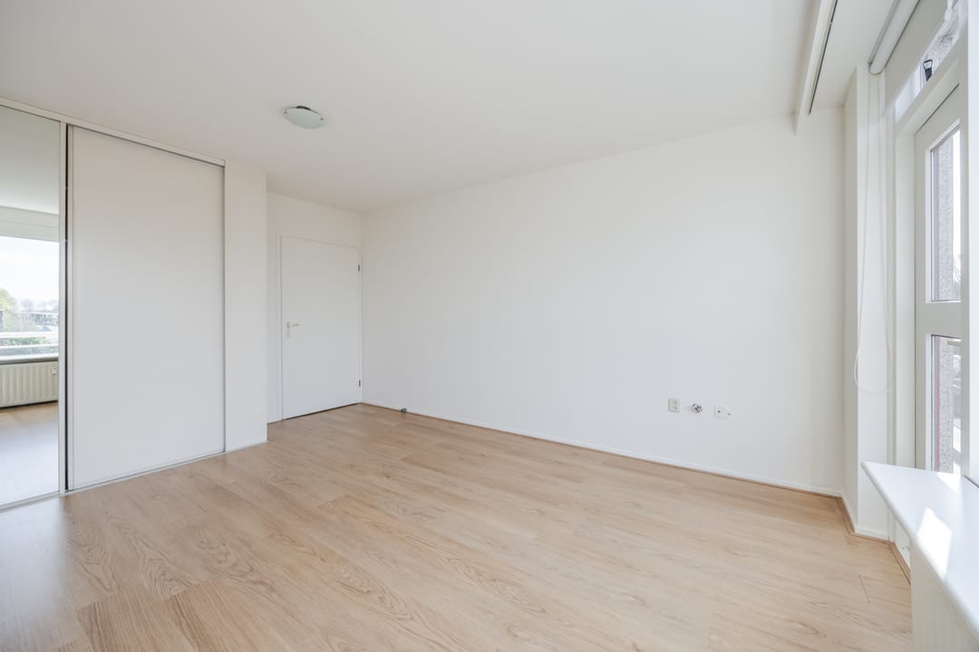 Photo 16 of Heulstraat 58