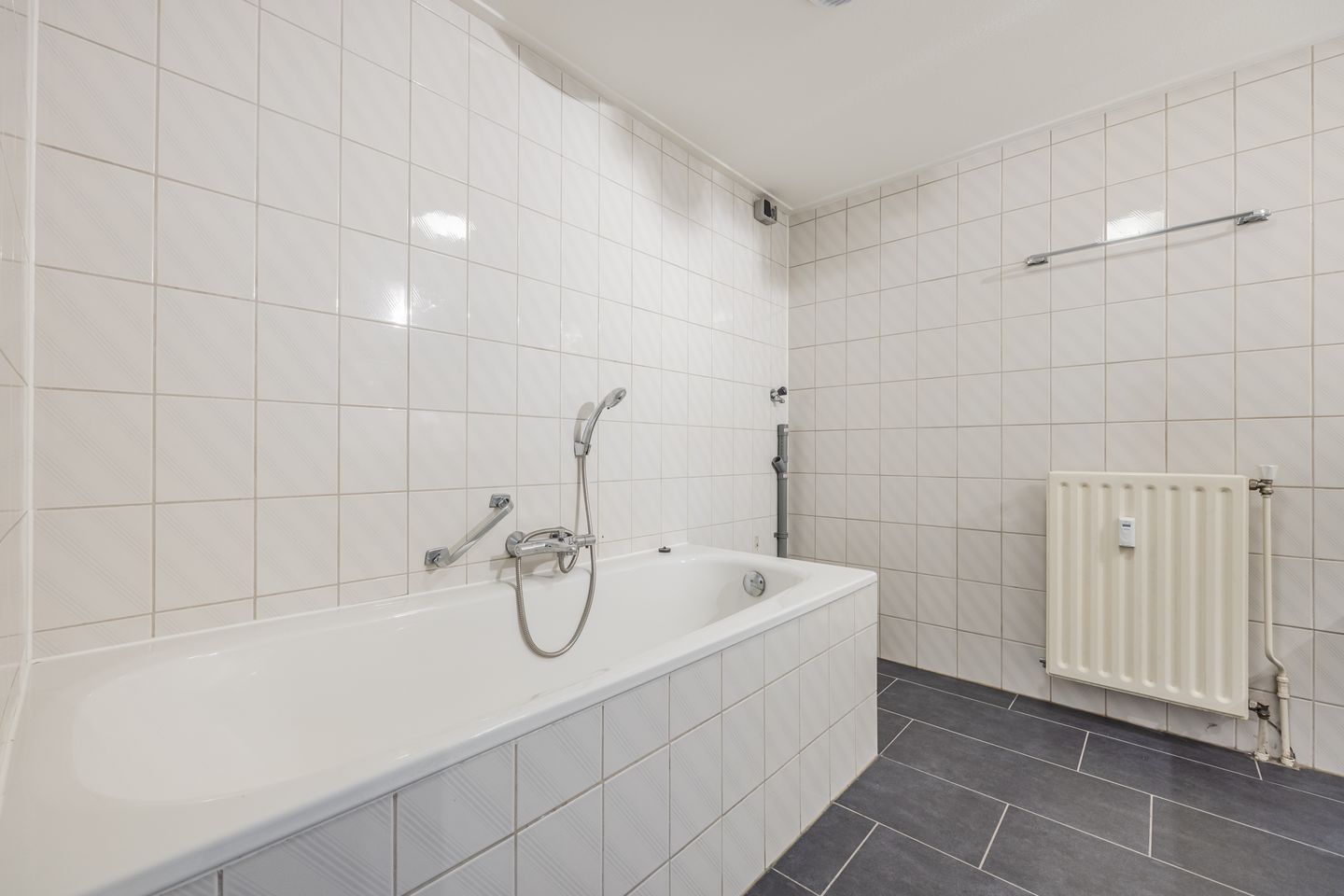 Photo 20 of Heulstraat 58