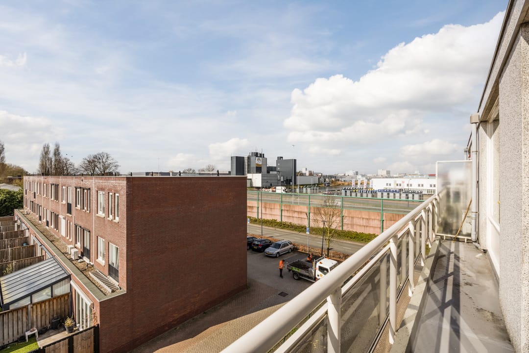 Photo 28 of Heulstraat 58