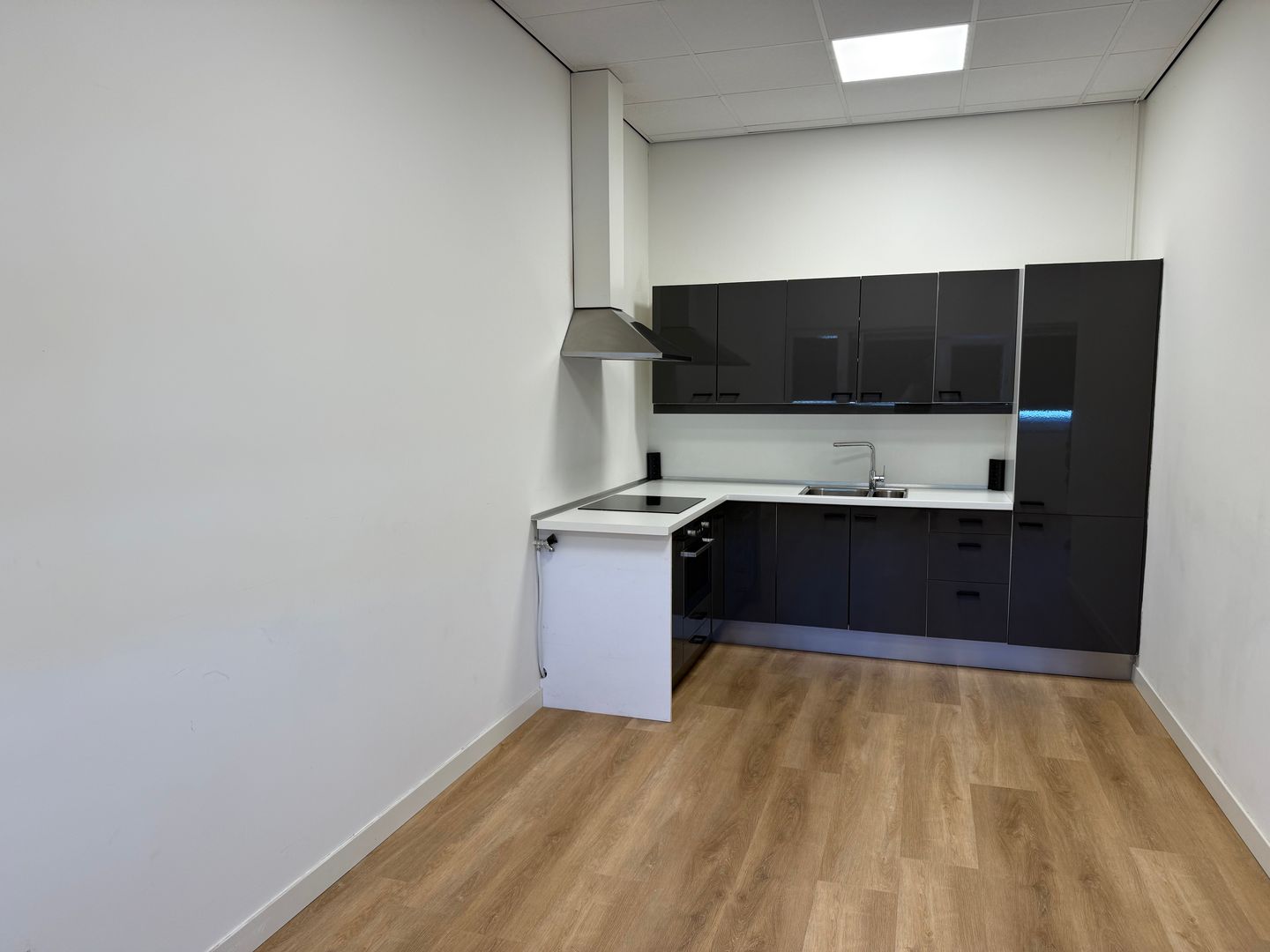 Bekijk foto 3 van Rijshoutweg 1-C8