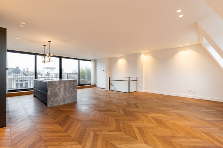 Photo 3 of Valeriusstraat 138-3