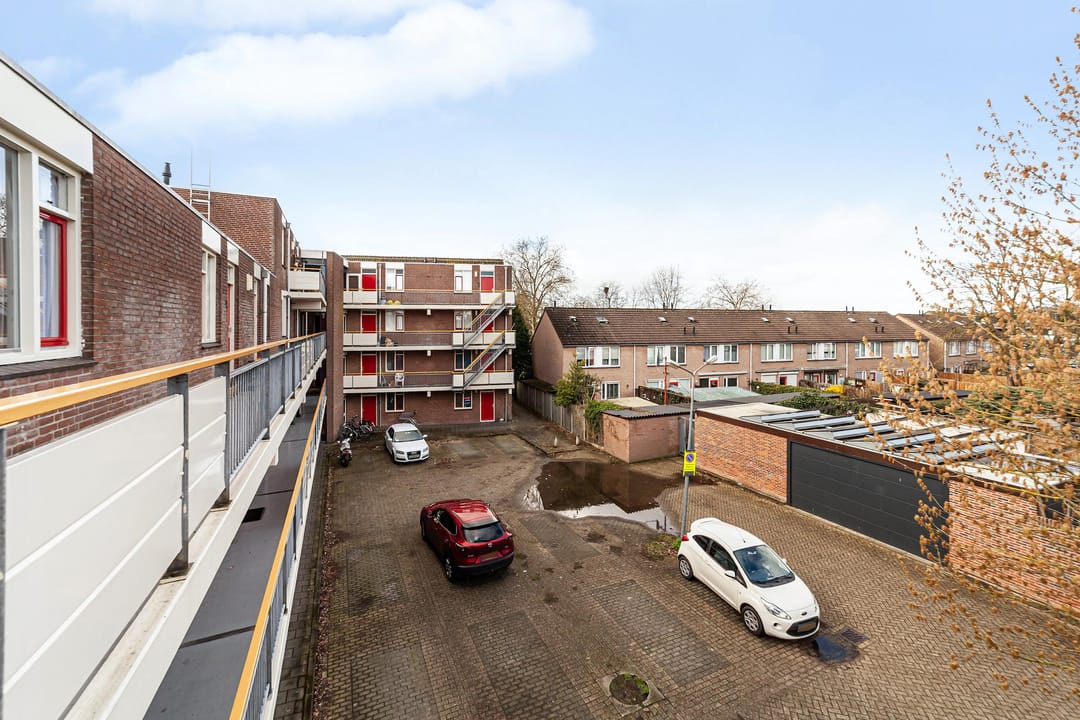 Photo 23 of Bosbesstraat 10