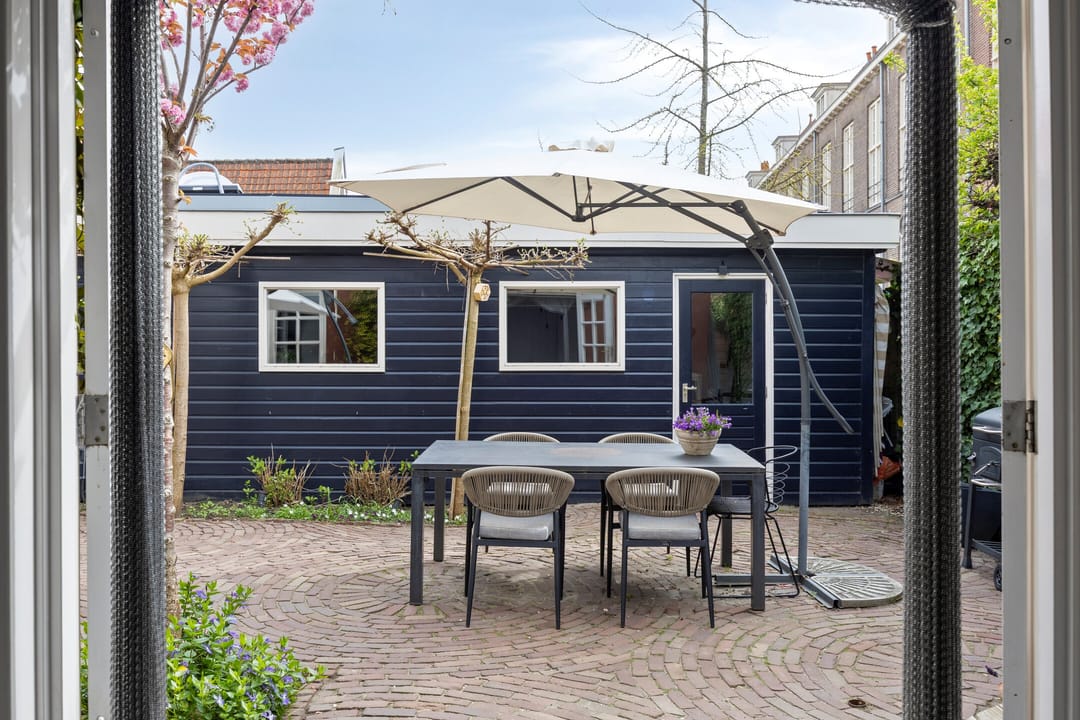 Photo 38 of Hobbemastraat 26
