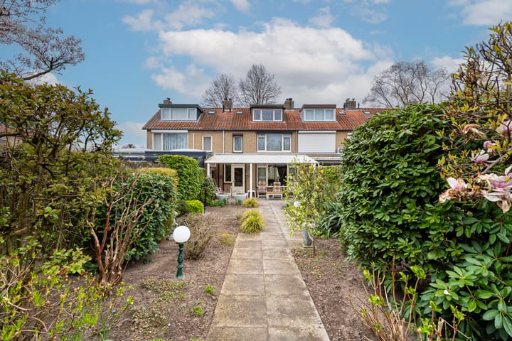 Photo 4 of Prins Bernhardstraat 19