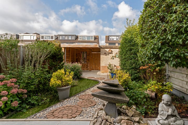 Foto 2 van Miep Gieslaan 15