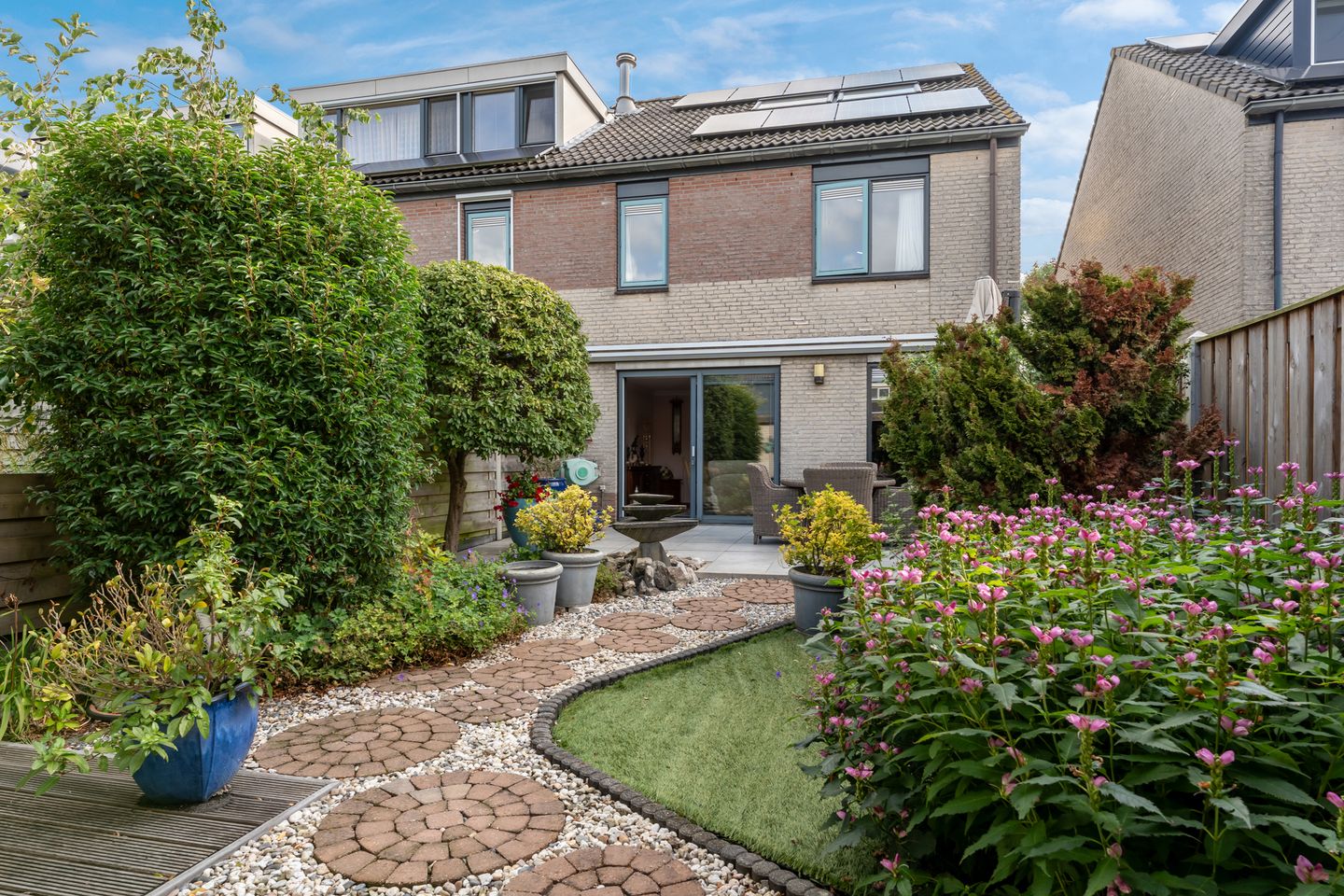 Foto 20 van Miep Gieslaan 15