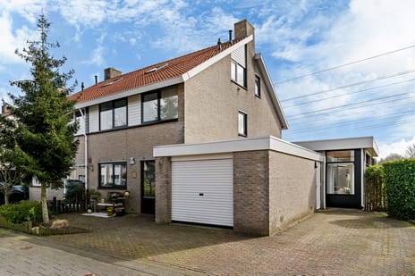 It Giele Fjild 11 secondary image