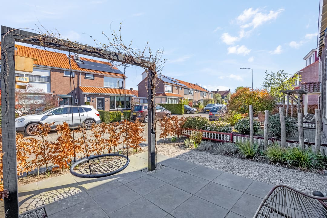 Foto 11 van Brederostraat 17