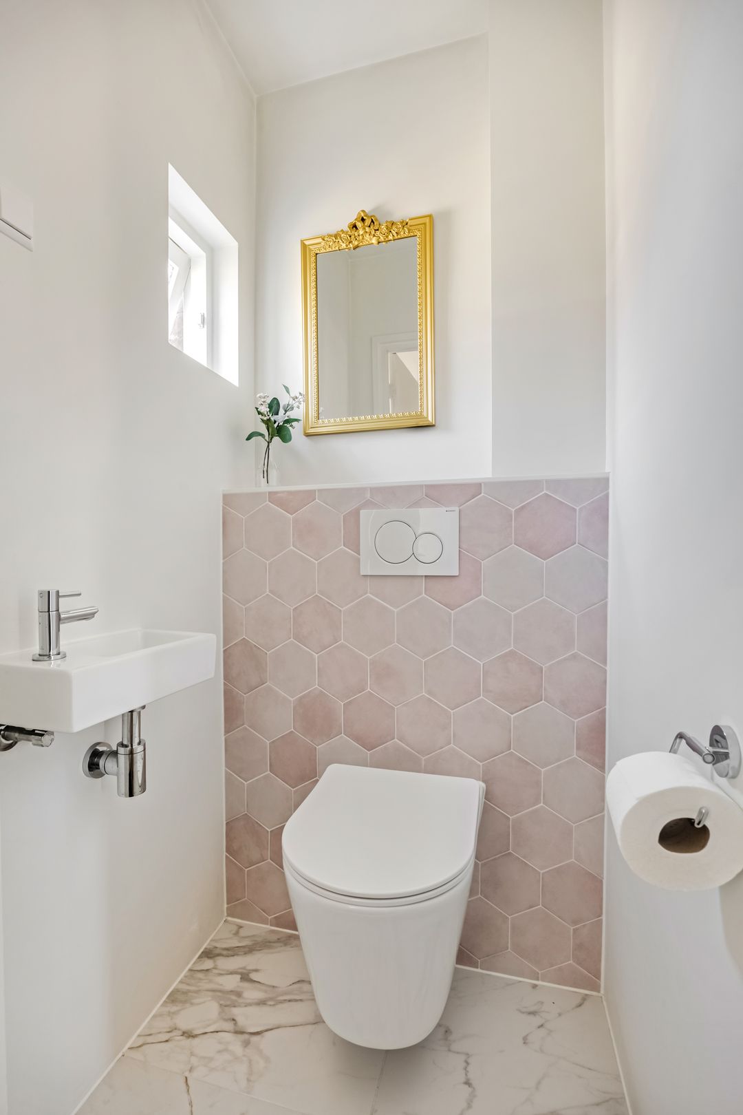 Foto 16 van Brederostraat 17