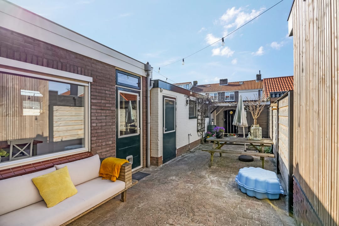 Foto 53 van Brederostraat 17