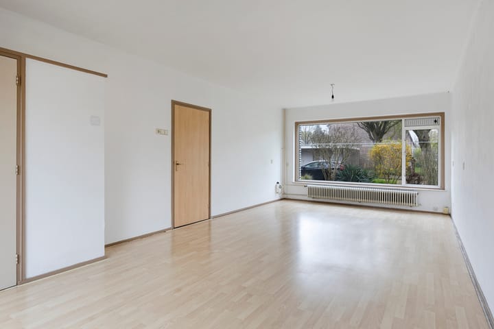 Photo 2 of Poggenbeekstraat 25