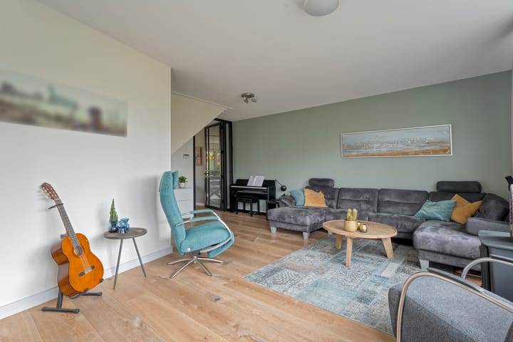 Foto 2 van Lisdodde 12