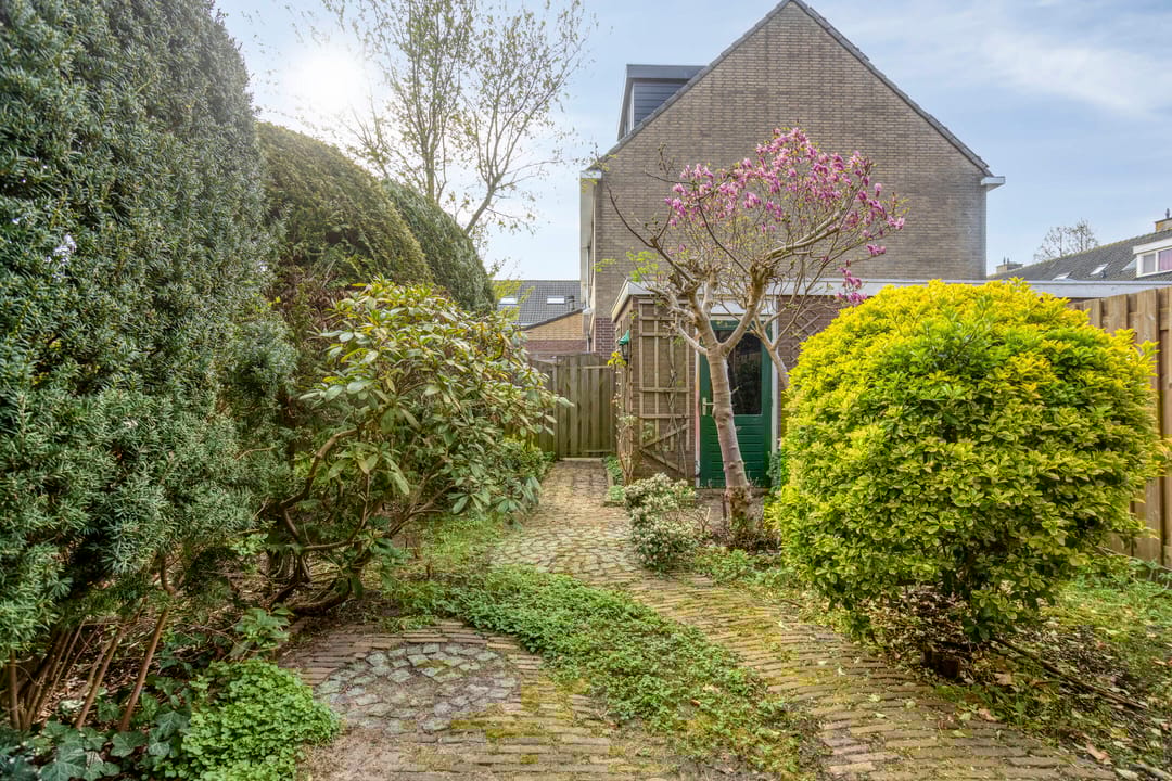 Foto 32 van Esdoornhof 4