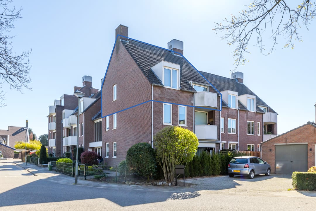 Photo 1 of Torenstraat 11
