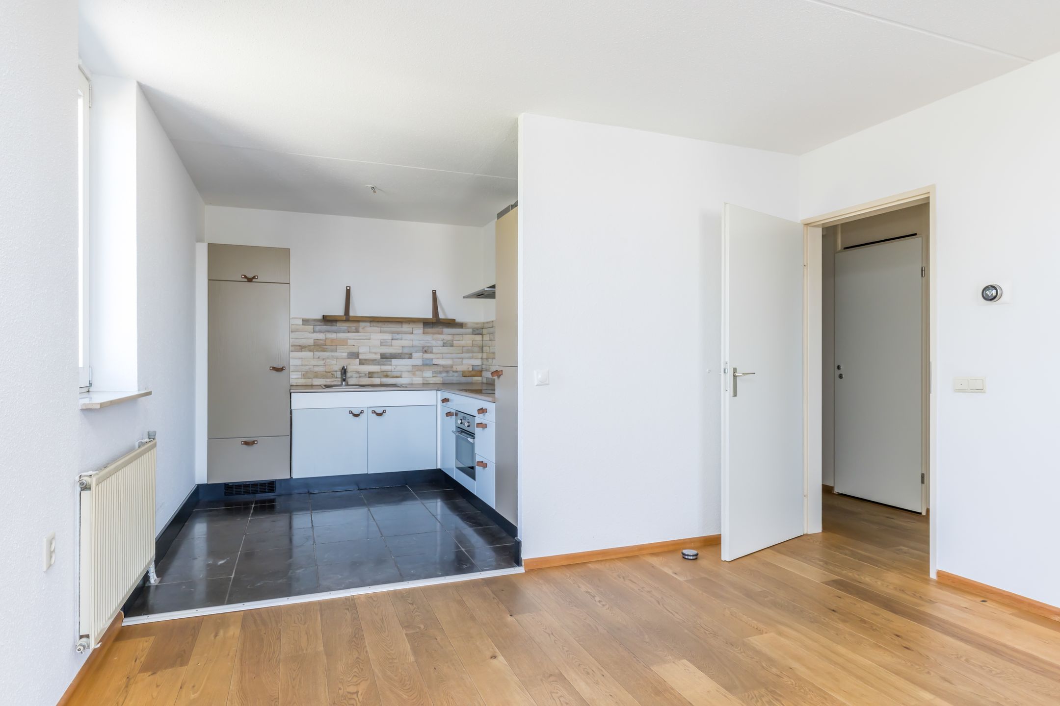 Photo 9 of Torenstraat 11