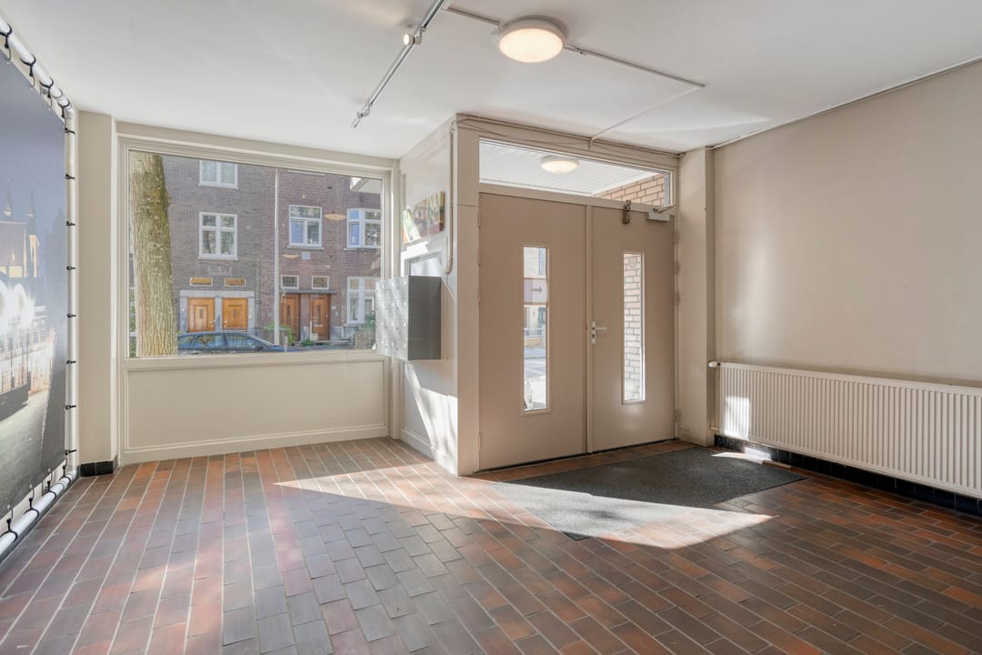 Foto 7 van Menno van Coehoornstraat 44-B