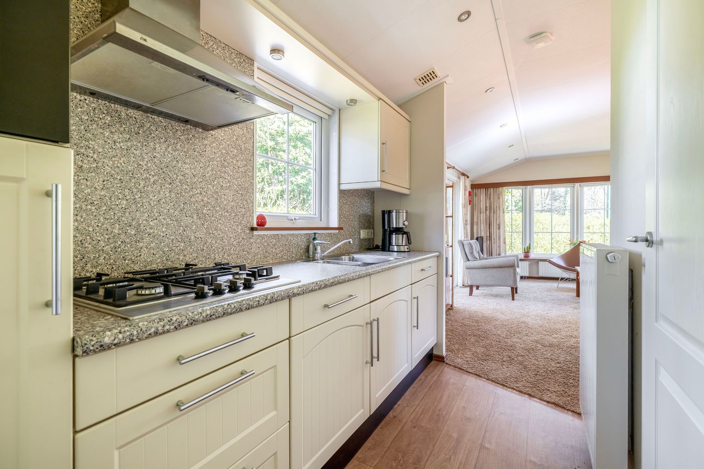 Foto 14 van Zoomweg 7-A041