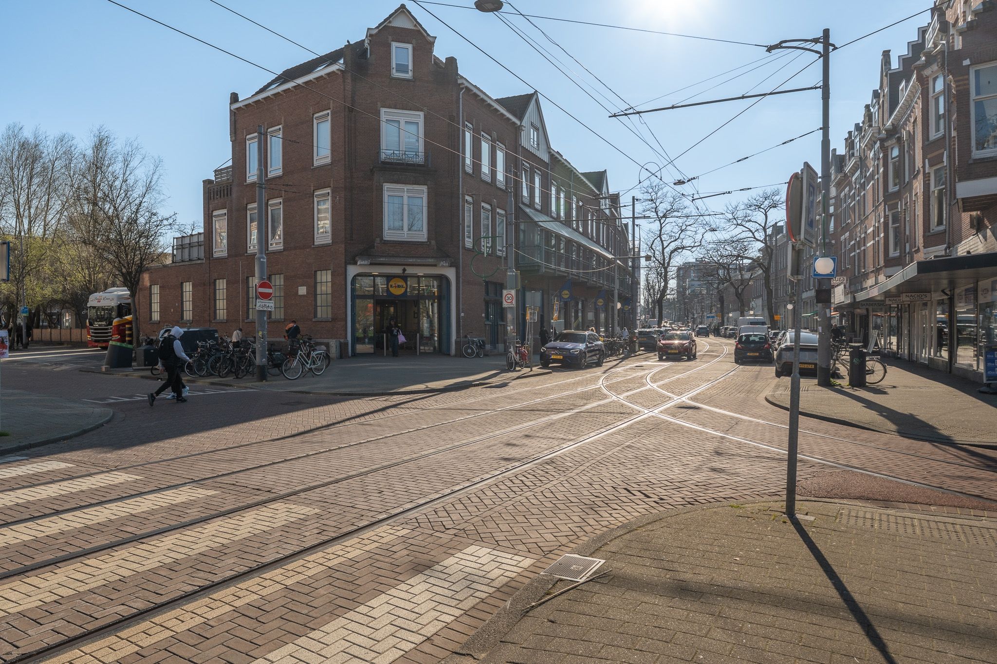 Foto 15 van Nieuwe Binnenweg 361-B01