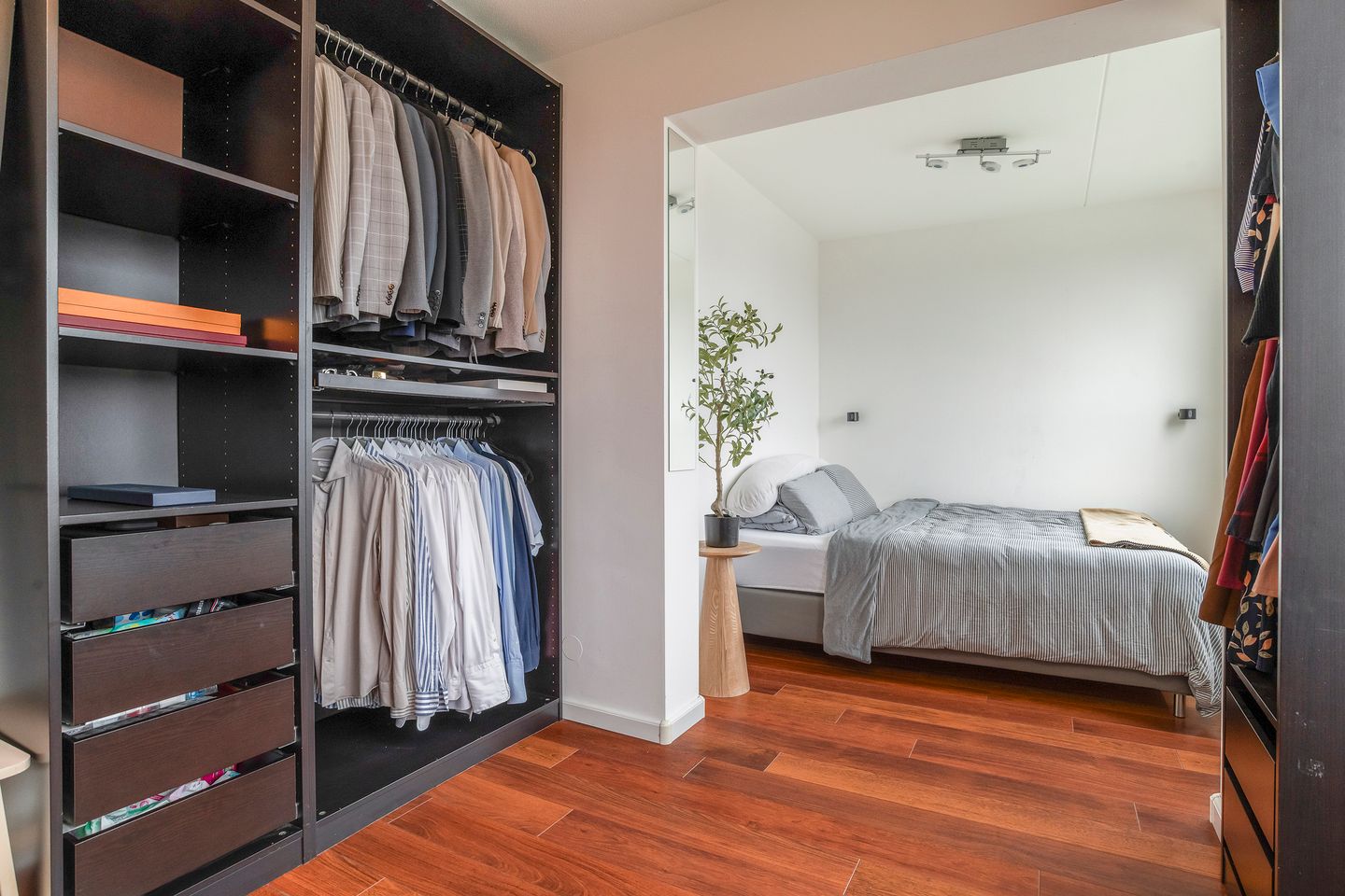 Photo 14 of Laan op Zuid 250