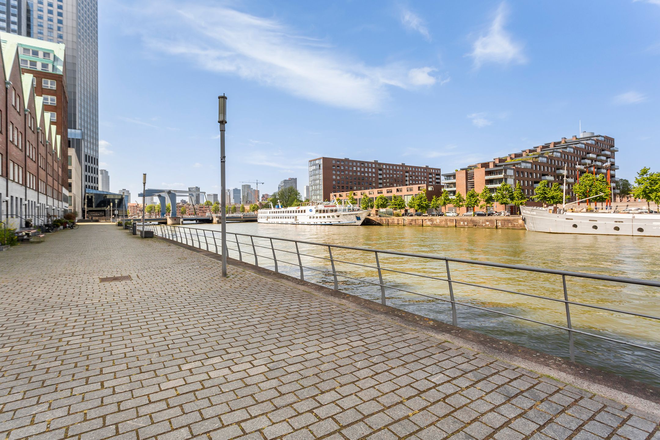 Photo 33 of Laan op Zuid 250