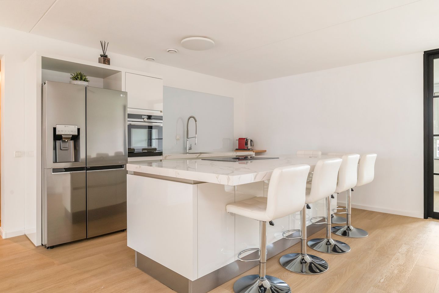 Photo 10 of Laan op Zuid 250