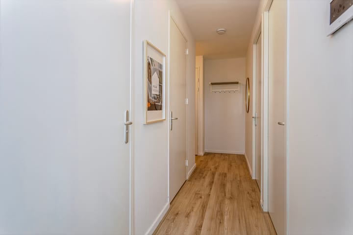 Photo 3 of Brede Hilledijk 424-E