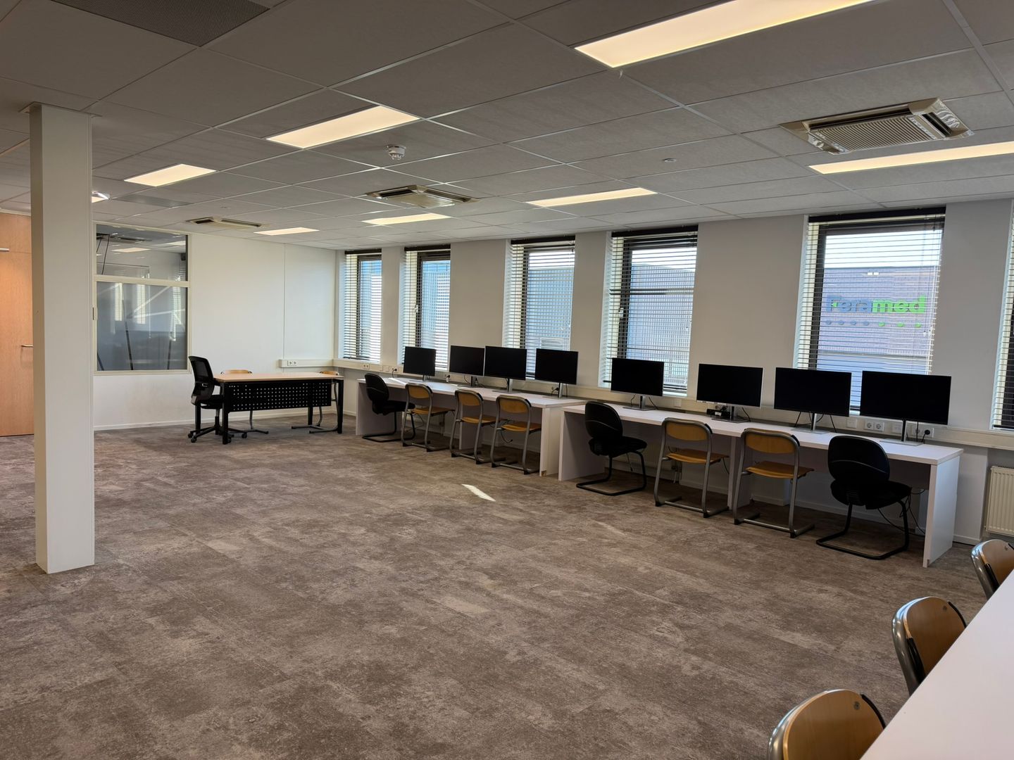 Bekijk foto 3 van Veemweg 27