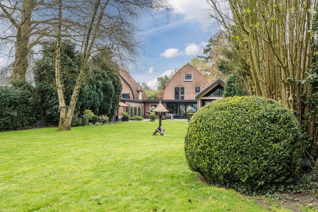 Photo 43 of van Lenneplaan 33