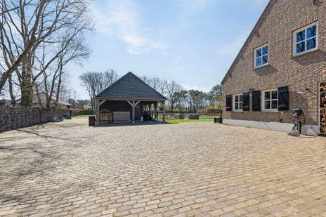 Kade 61 secondary image