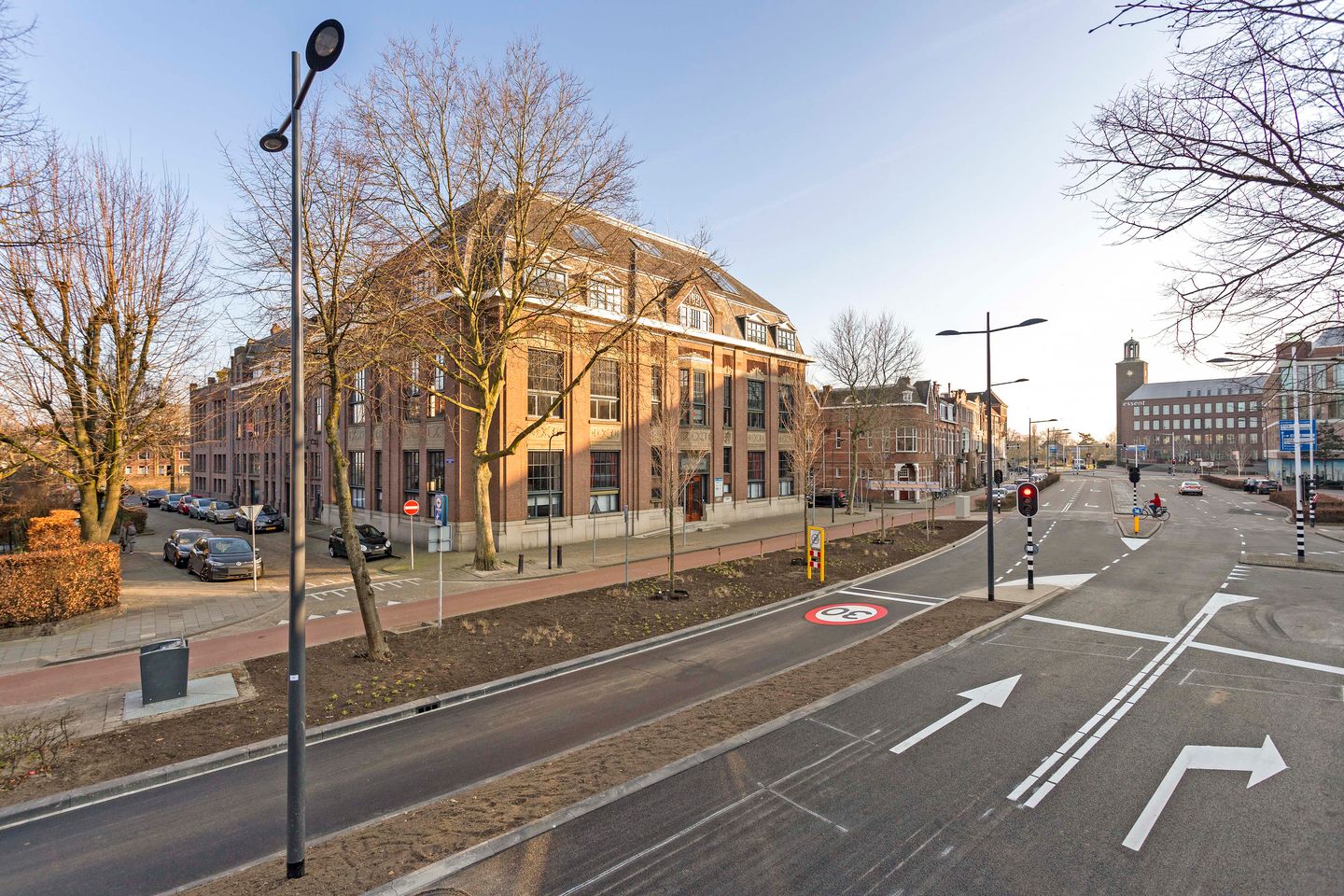 Bekijk foto 2 van Koningsweg 66