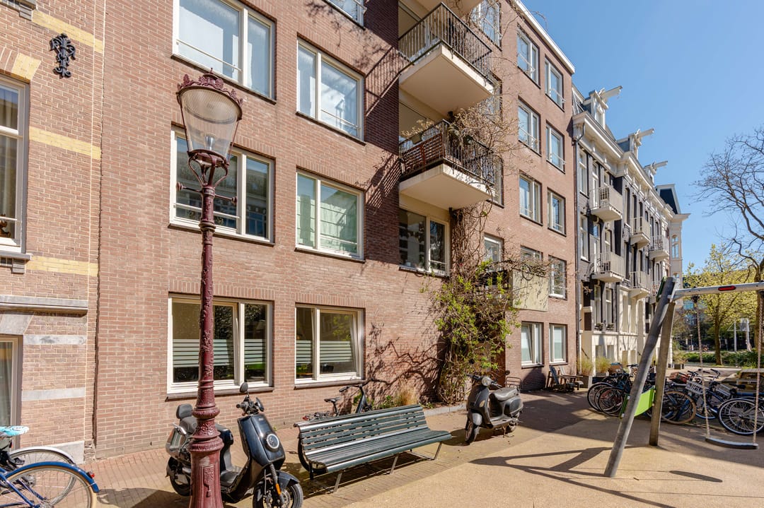 Photo 17 of Alexanderstraat 18