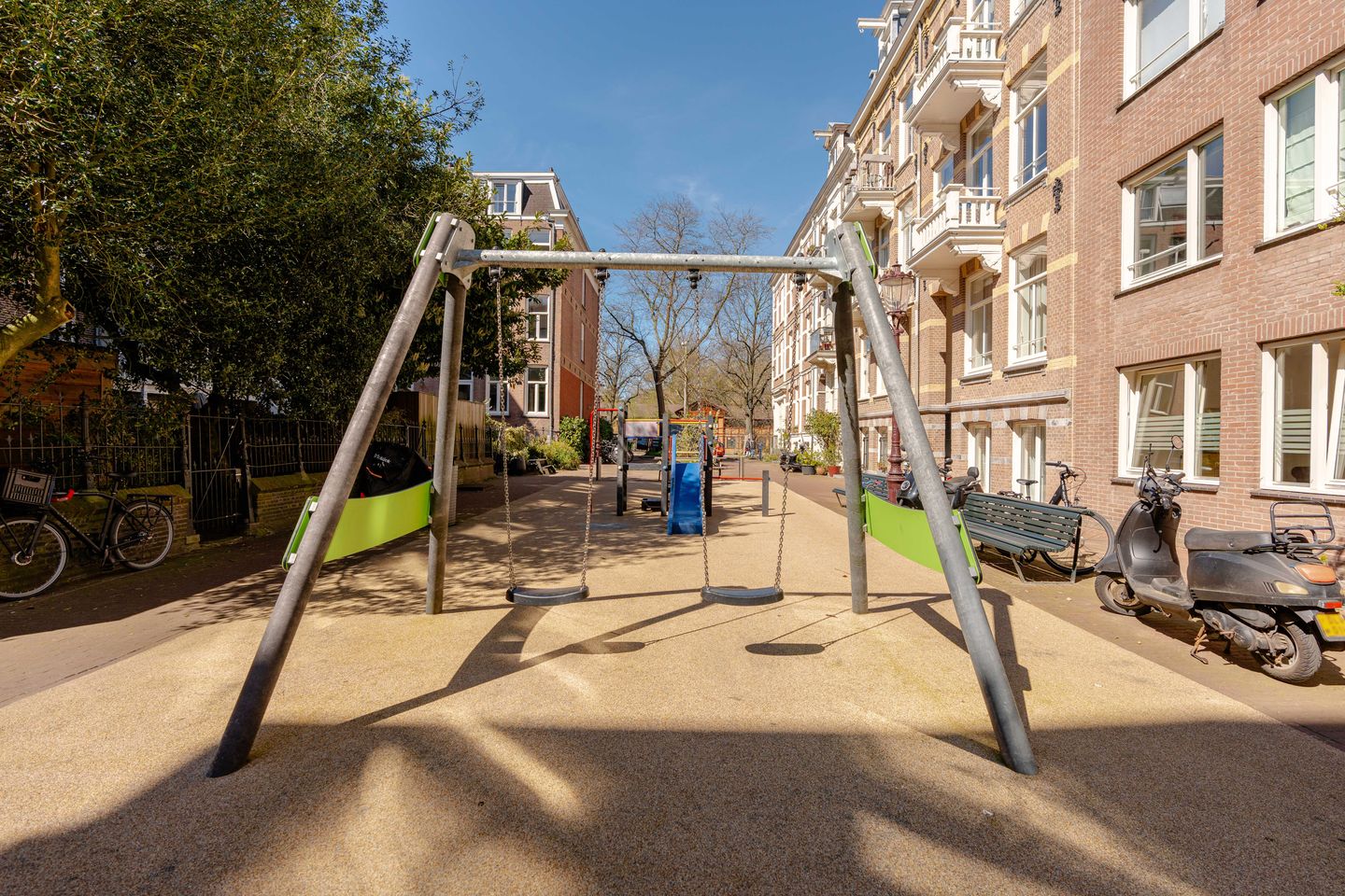 Photo 19 of Alexanderstraat 18