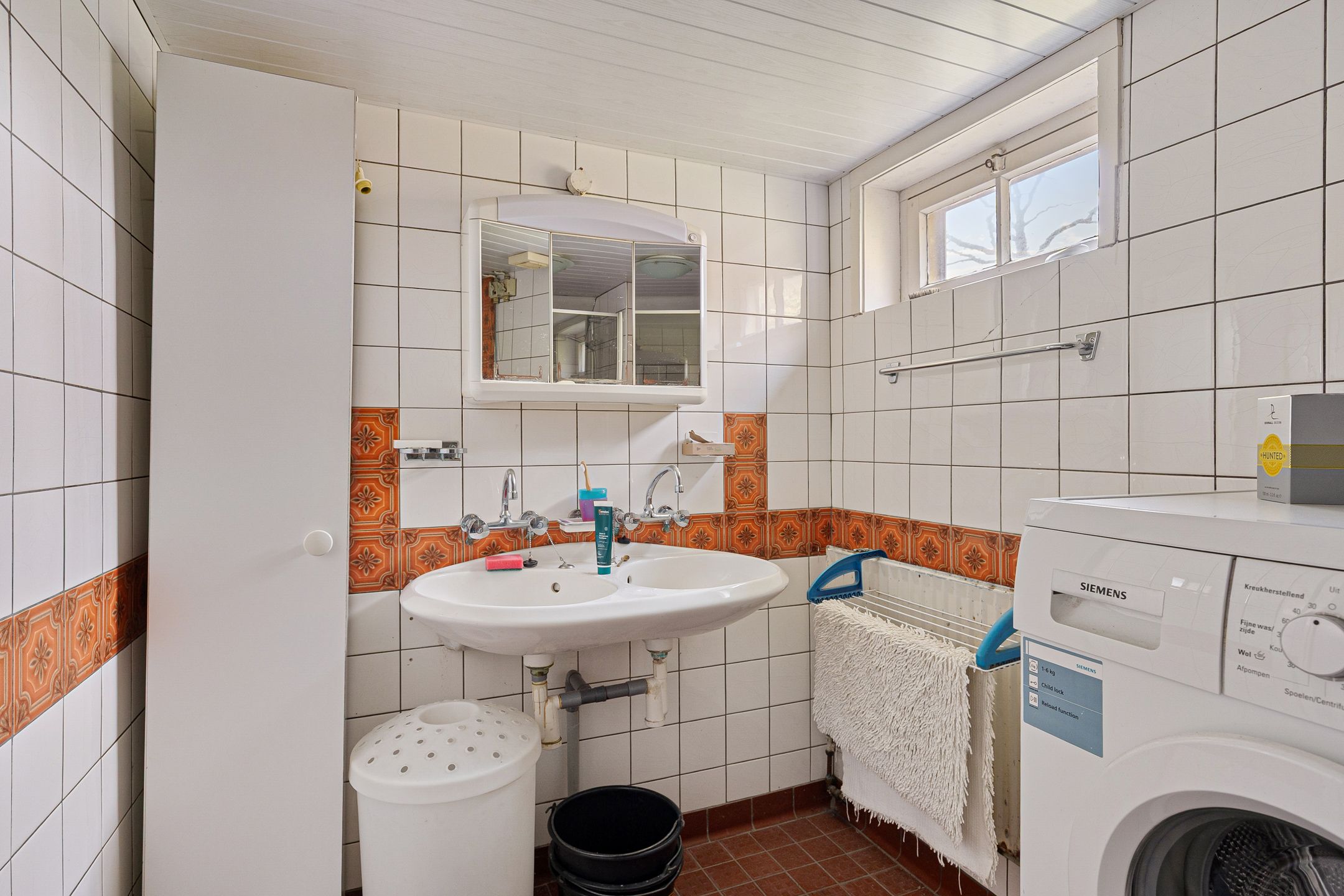 Photo 24 of Leemweg 8