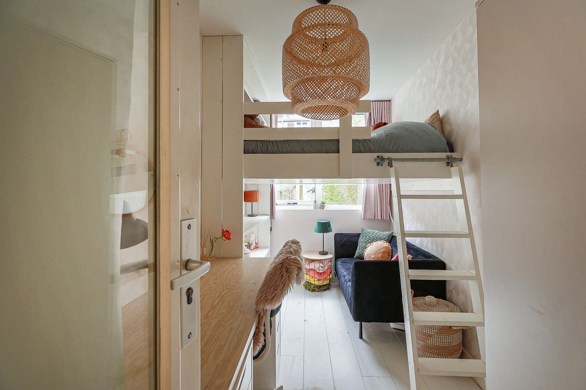 Photo 18 of John Franklinstraat 34-H