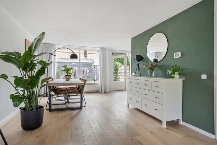 Foto 5 van Burg Van Heugtenlaan 141