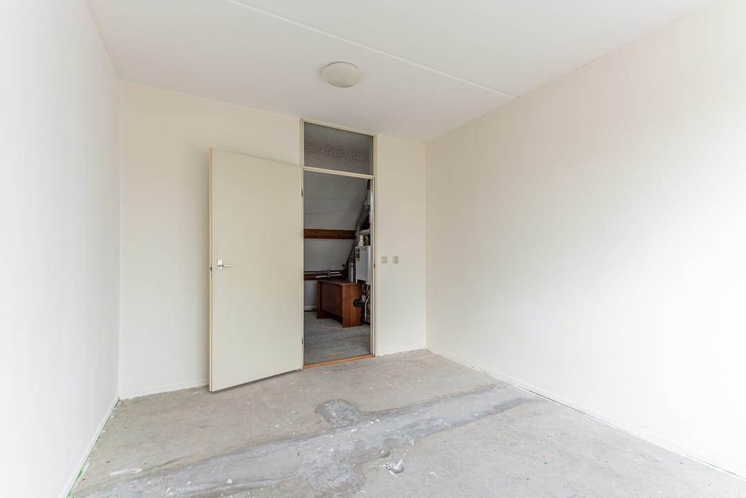 Photo 17 of Schoener 12 10