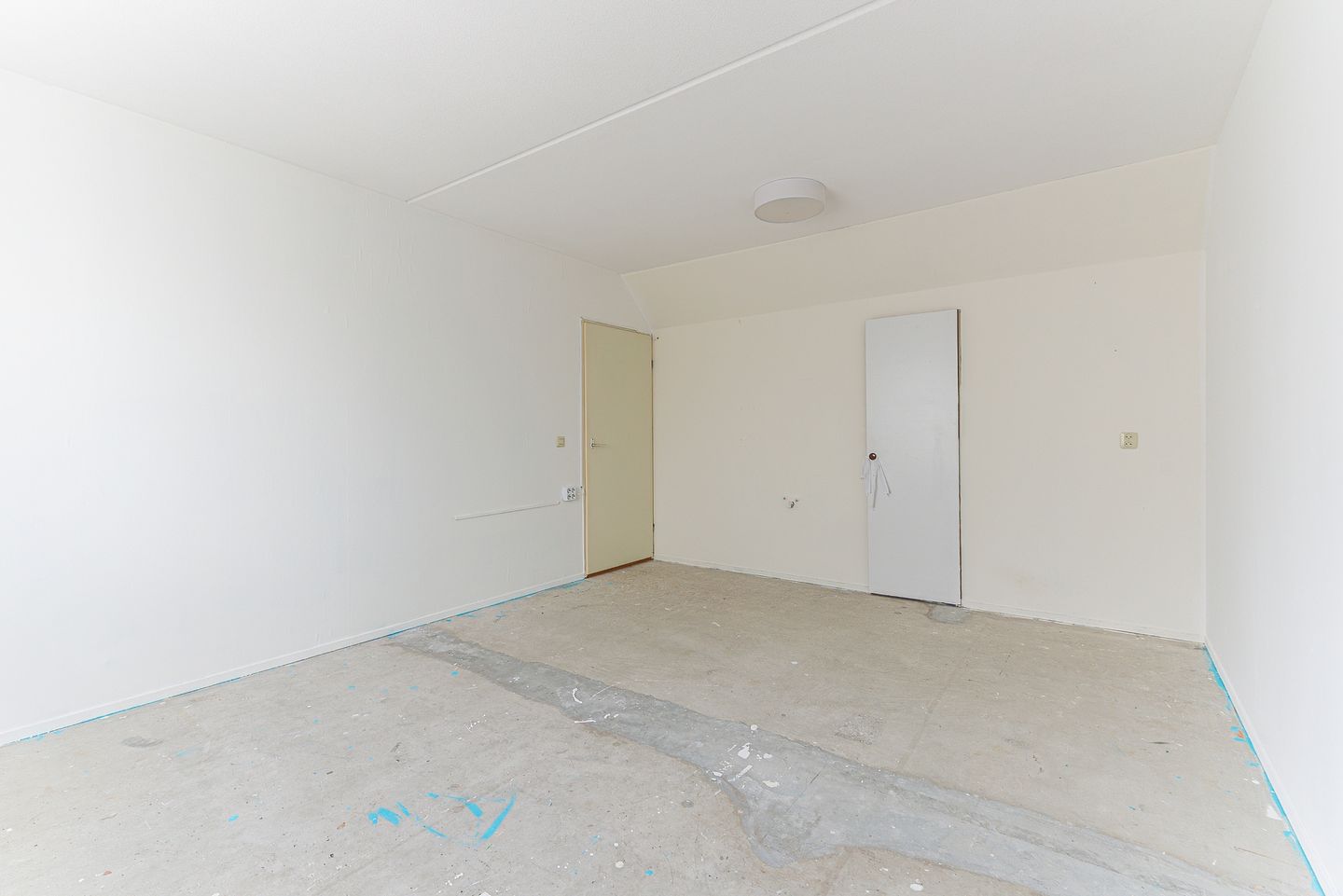 Photo 20 of Schoener 12 10