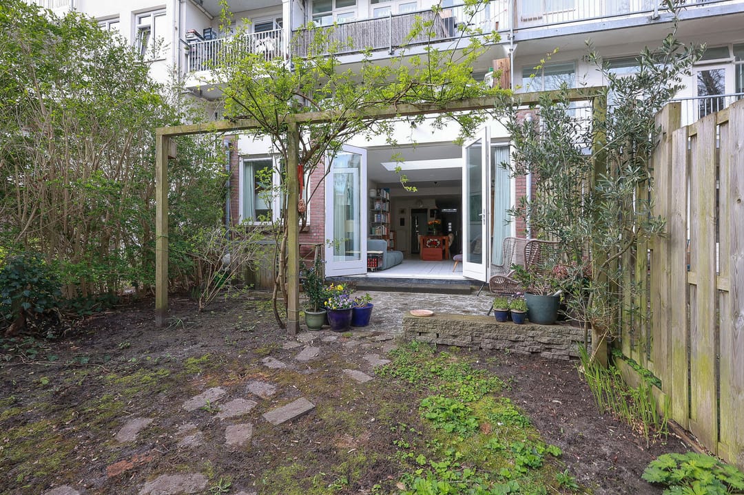 Photo 23 of John Franklinstraat 34-H