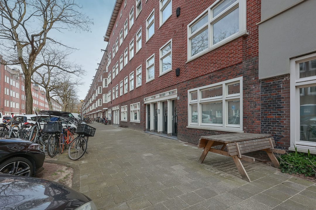 Photo 26 of John Franklinstraat 34-H