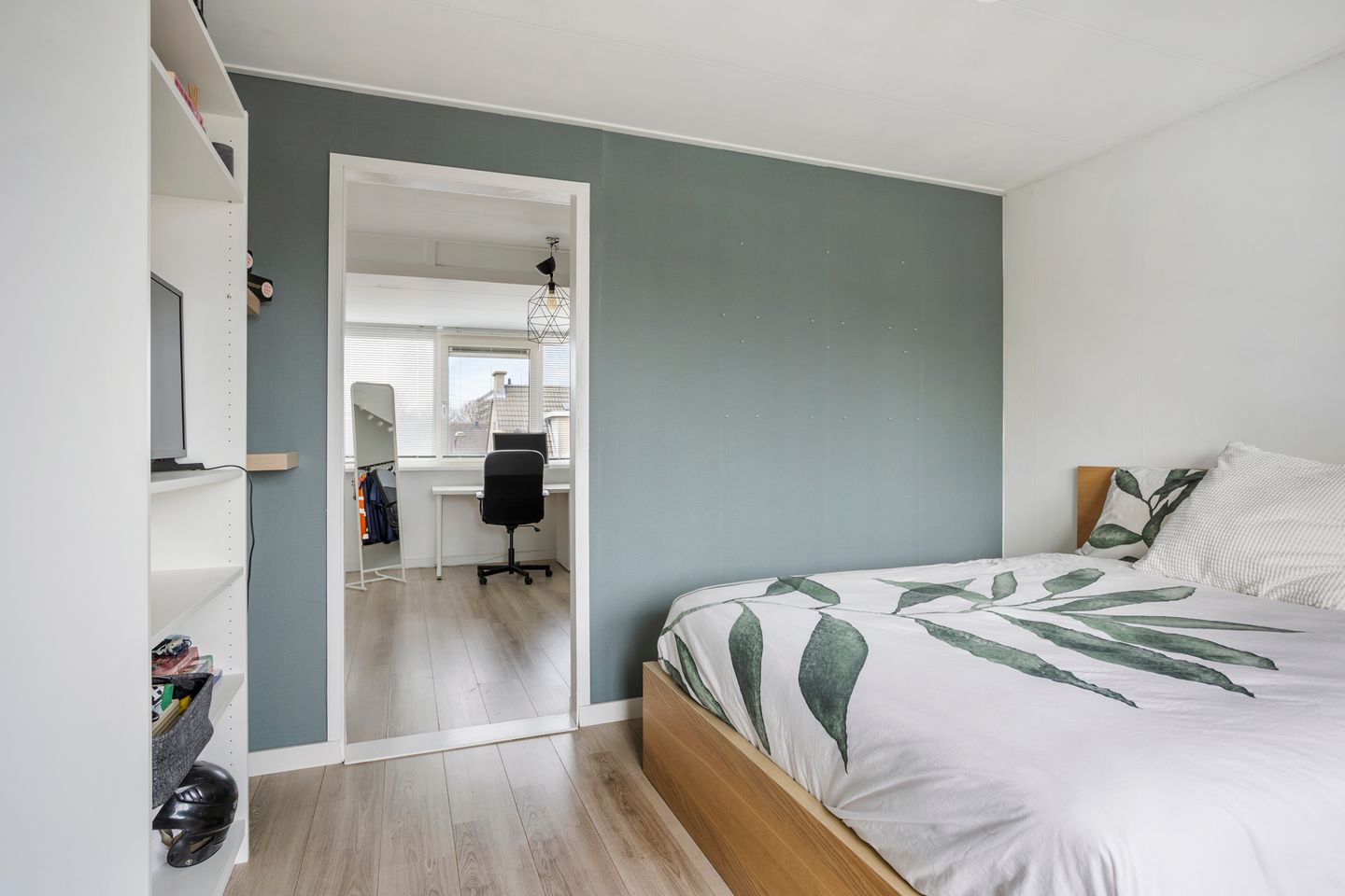 Foto 14 van Burg Van Heugtenlaan 141