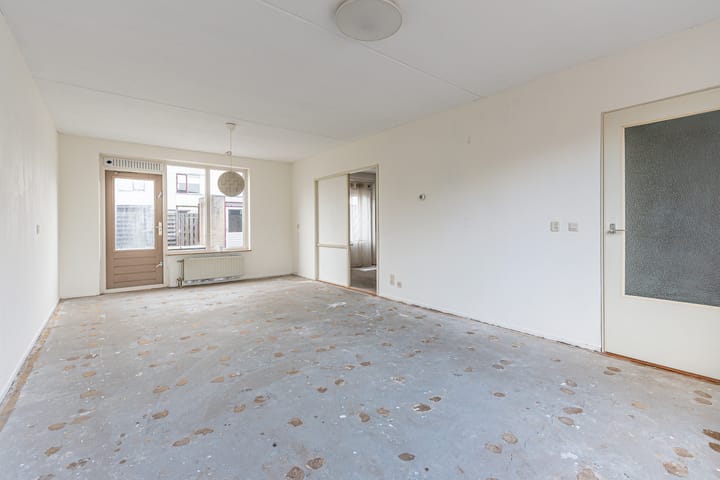 Photo 3 of Schoener 12 10