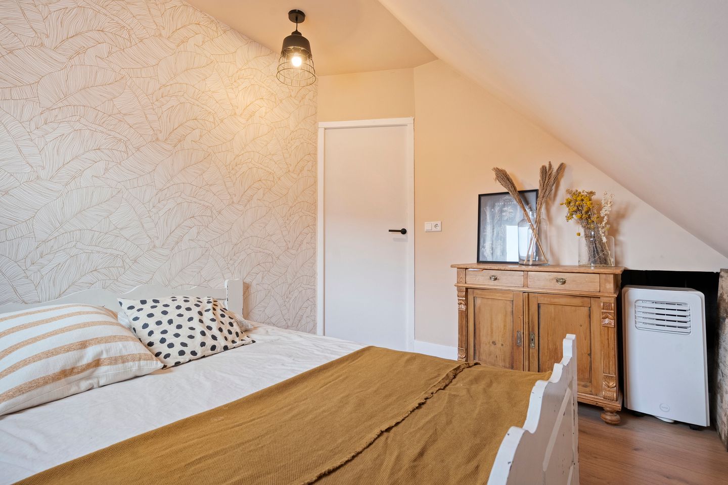 Photo 25 of Julianastraat 17