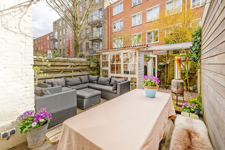 Photo 2 of Van Ostadestraat 306-H