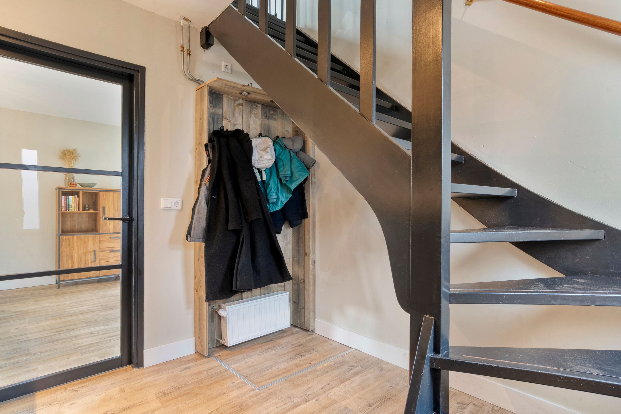 Photo 18 of Julianastraat 17