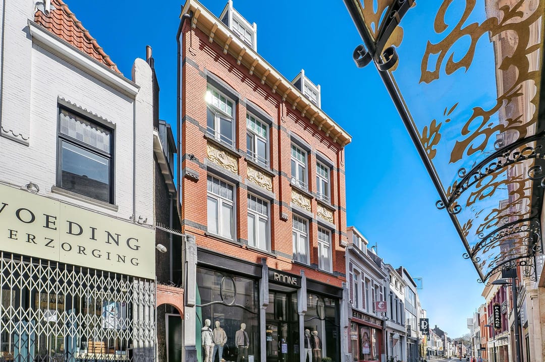 Photo 1 of Raadhuisstraat 9-B