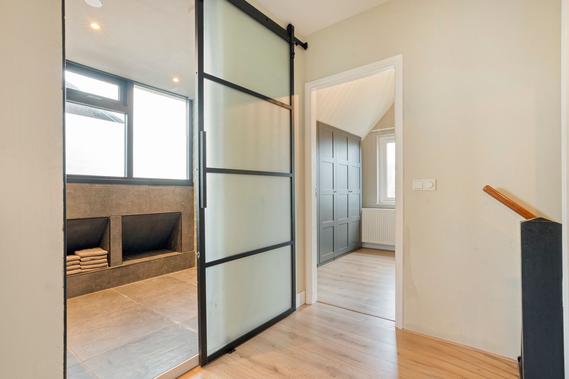 Photo 21 of Julianastraat 17