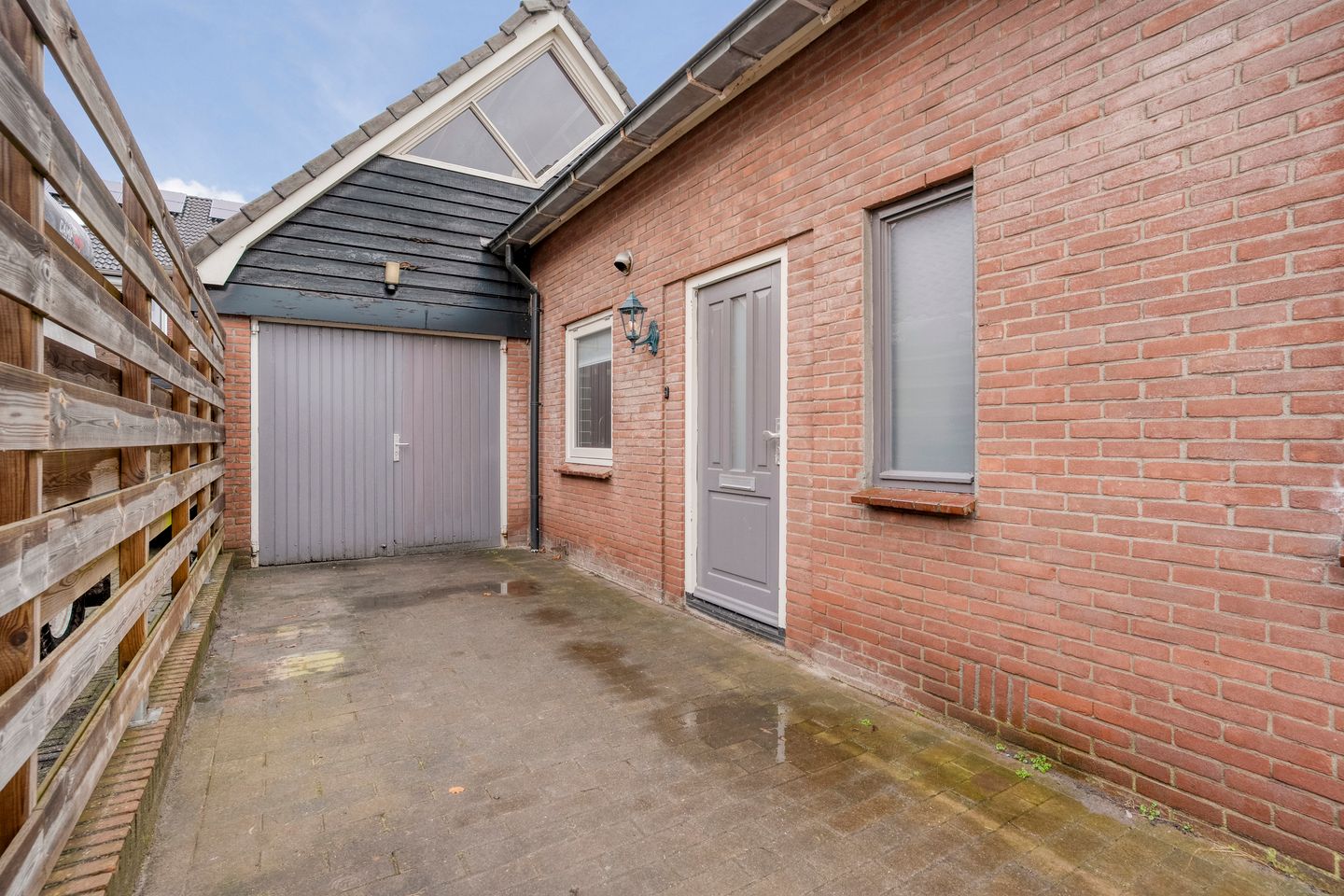 Photo 34 of Julianastraat 17