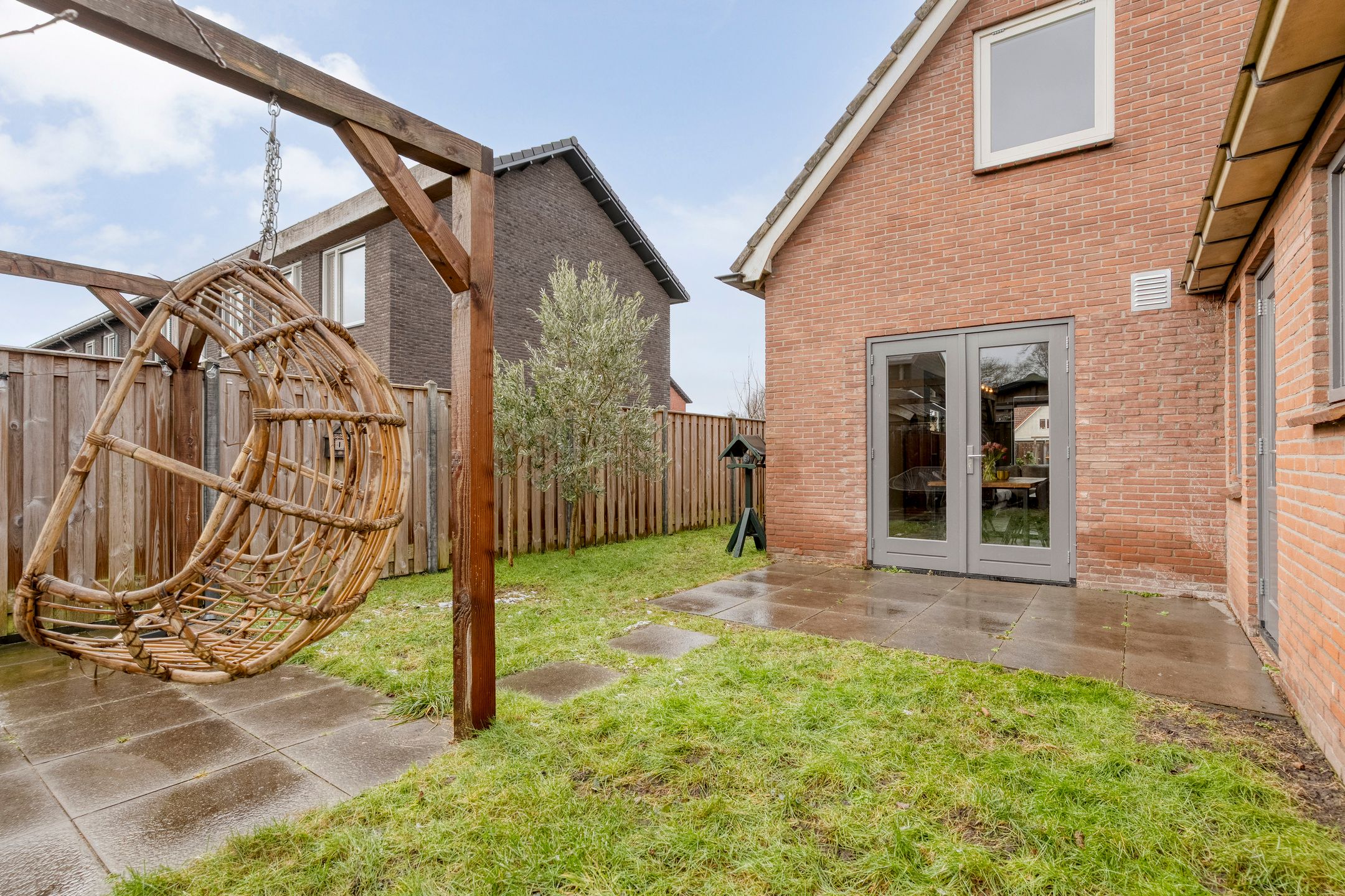 Photo 39 of Julianastraat 17